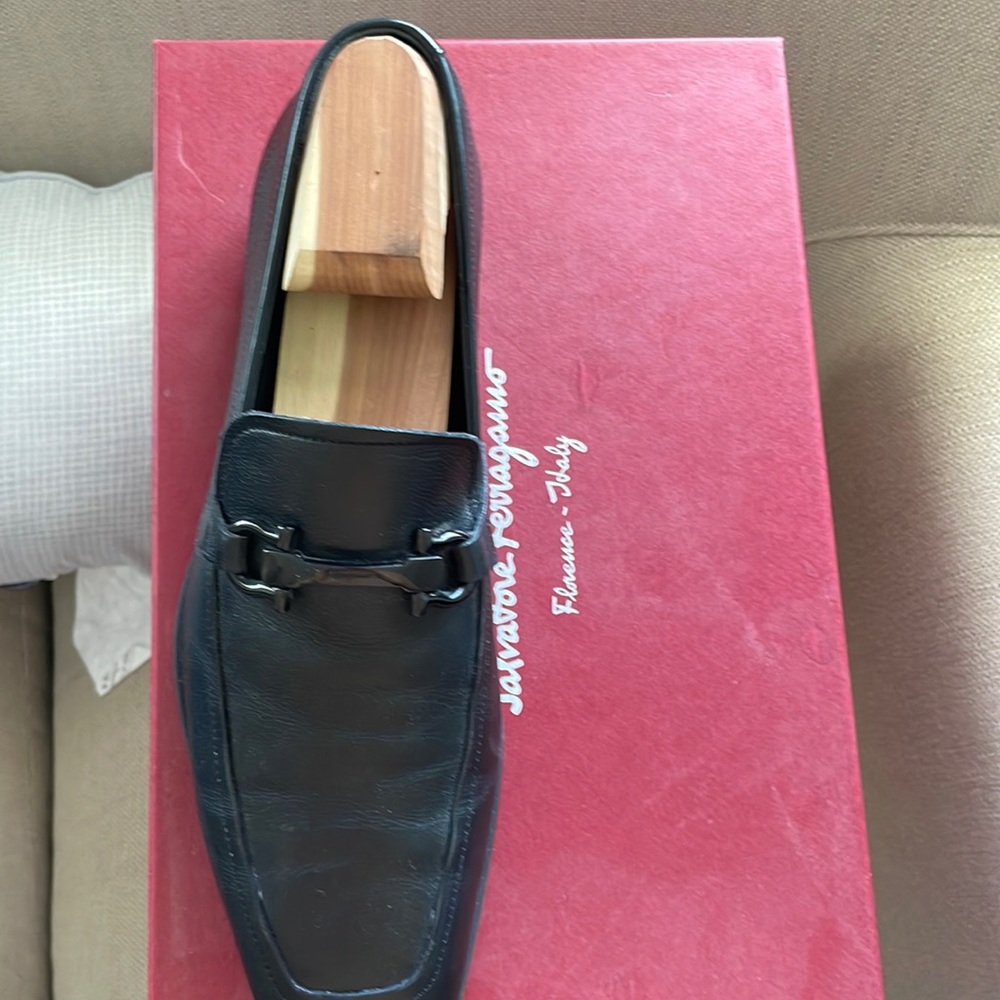Salvatore Ferragamo CROWN black men shoes good condition